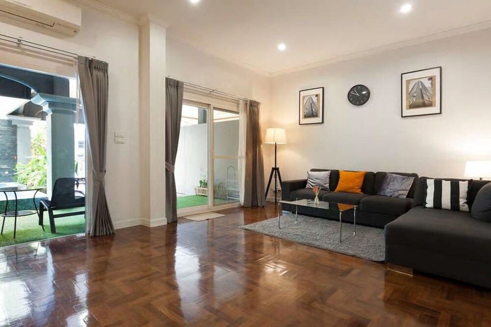 Photo of Livingroom in Huay Kaew