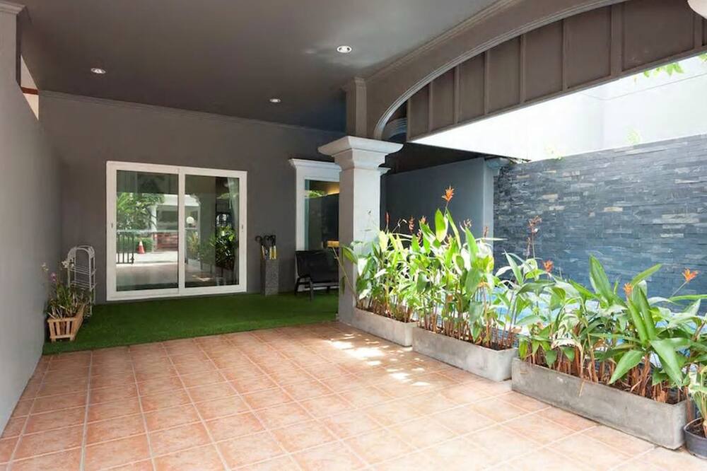 Photo of Patio Balcony in Huay Kaew
