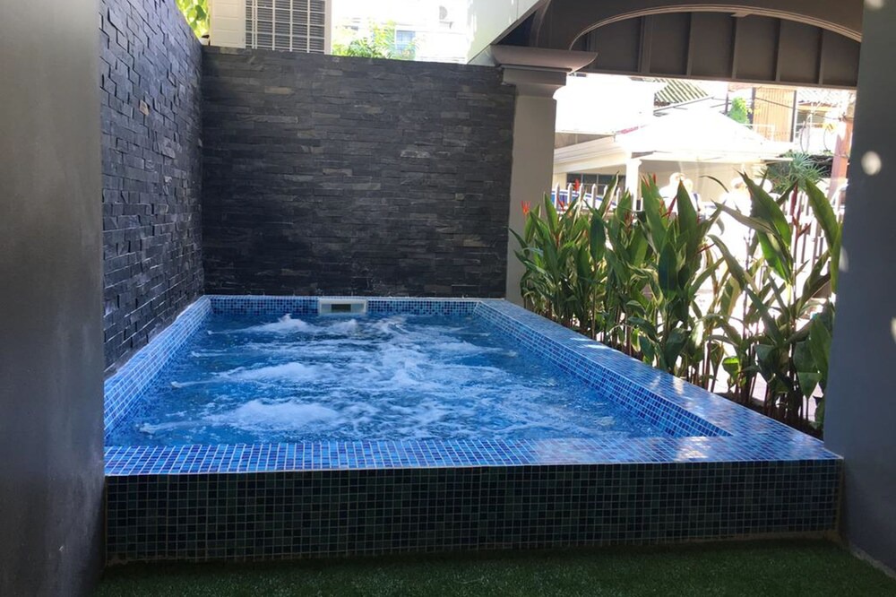 Photo of Patio Balcony in Huay Kaew