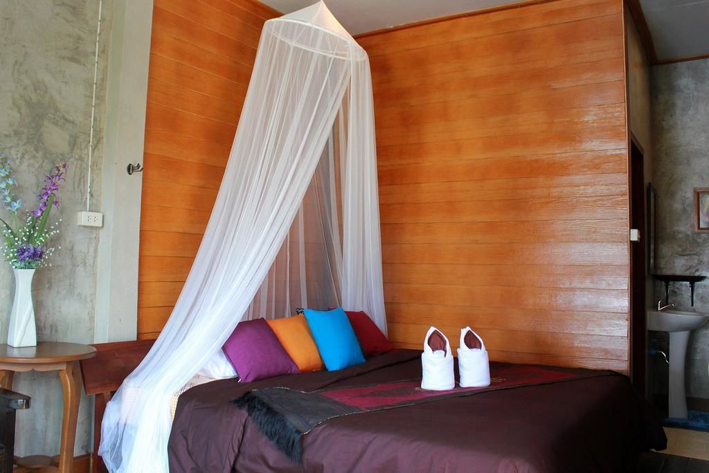 Photo of Bedroom in Mae Kon