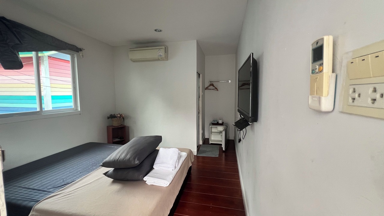 Photo of Bedroom in Amphawa
