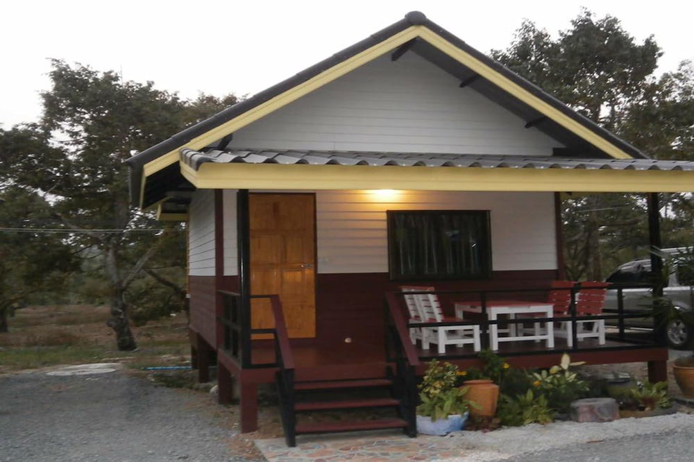Photo of Bedroom in Tha Mai