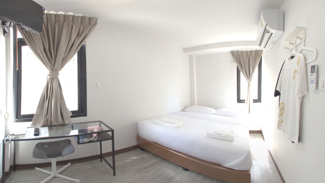 Photo of Bedroom in Phaya Thai