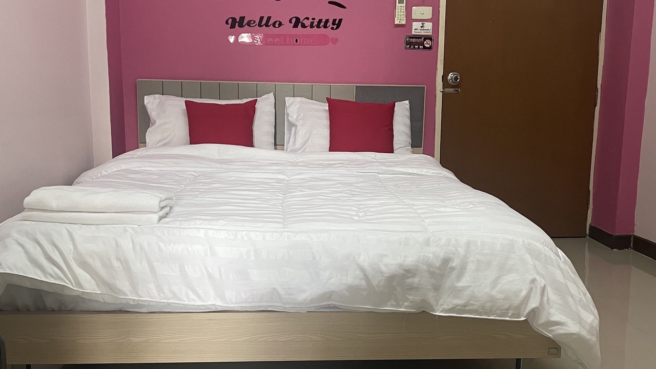 Photo of Bedroom in Khlong Thanon