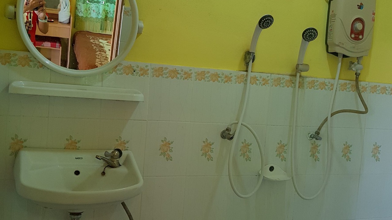 Photo of Bathroom in Ko Samrong