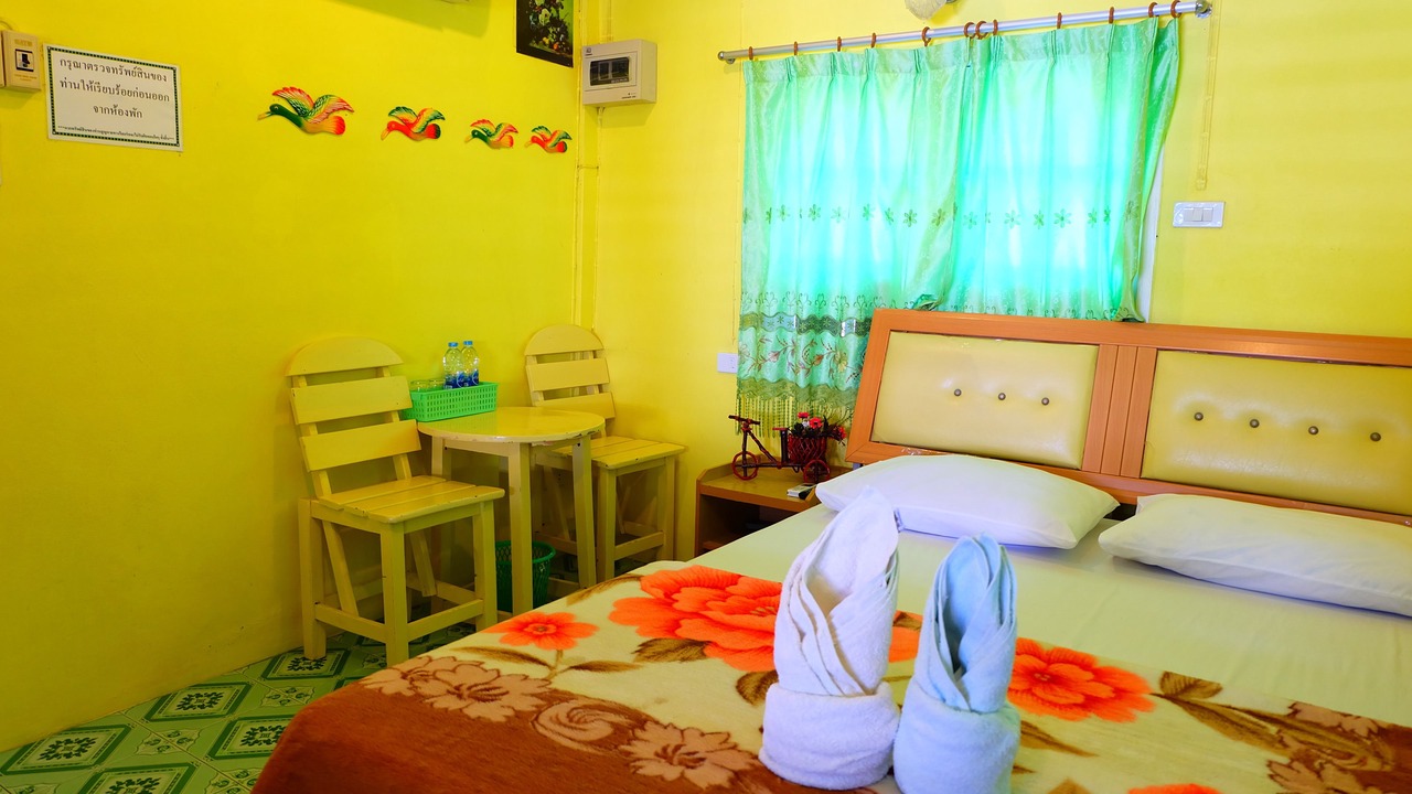 Photo of Bedroom in Ko Samrong