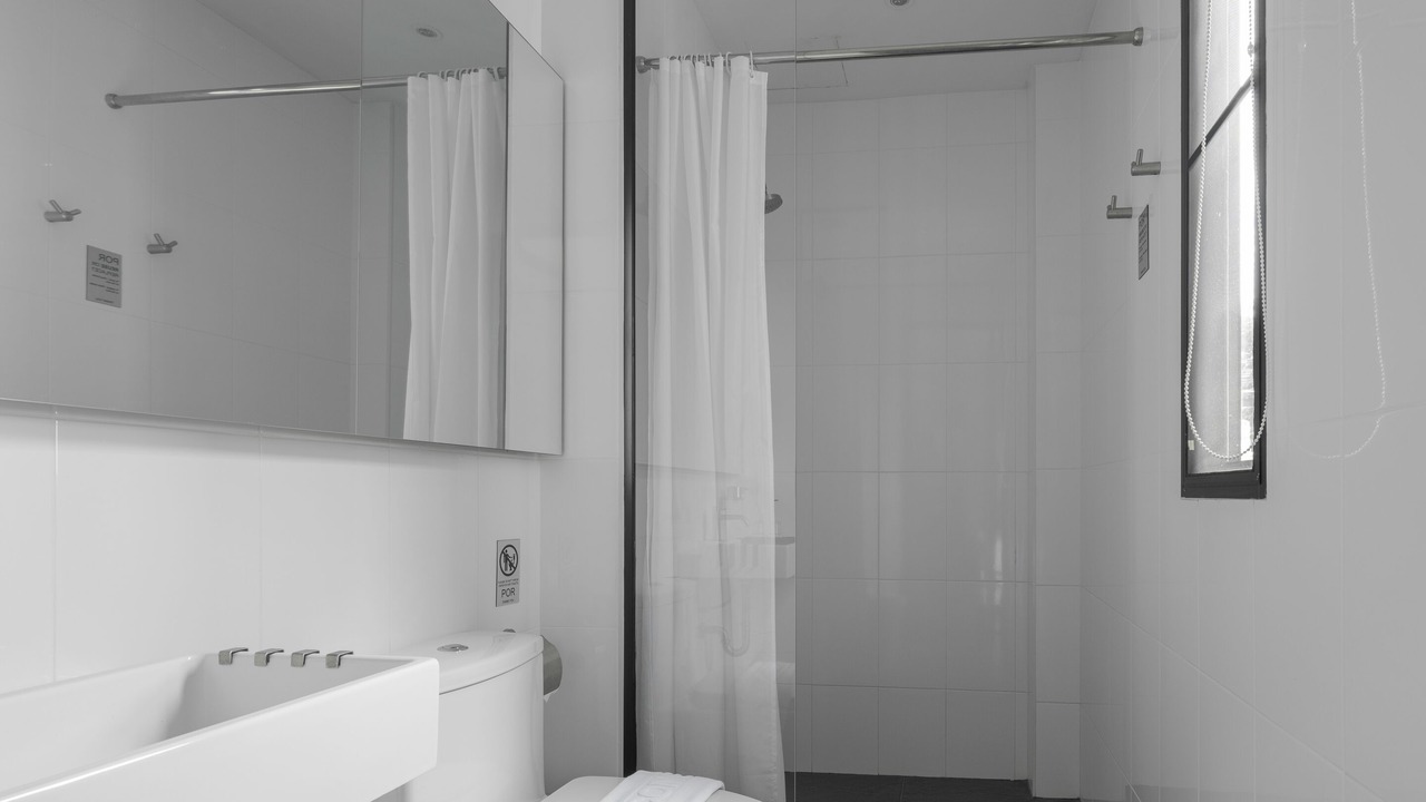 Photo of Bathroom in Old City