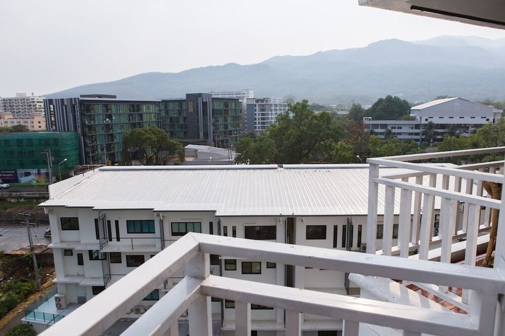 Photo of Patio Balcony in Huay Kaew