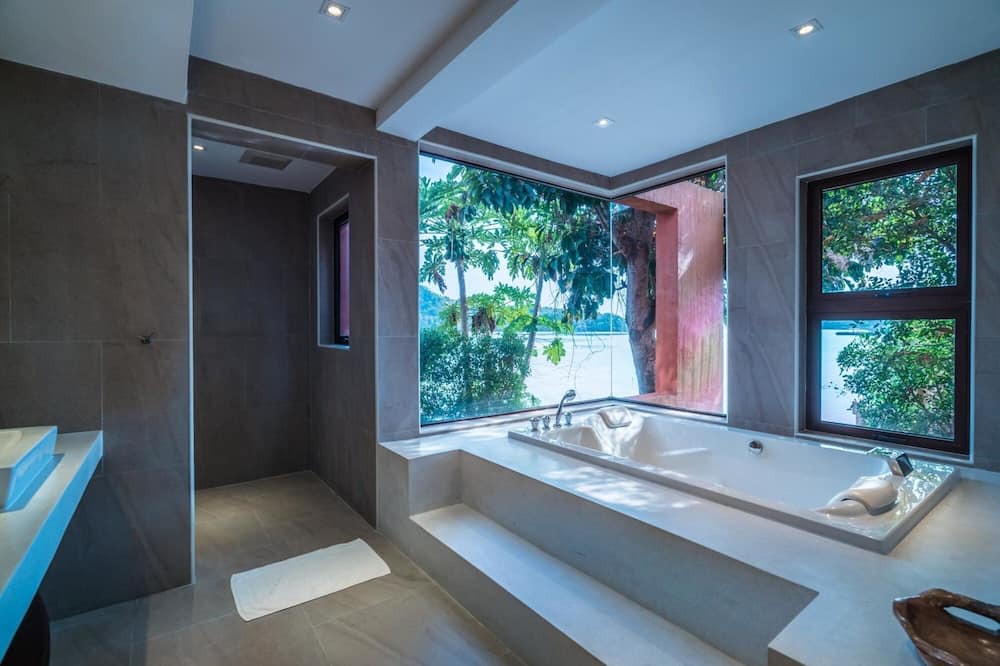 Photo of Bathroom in Wichit
