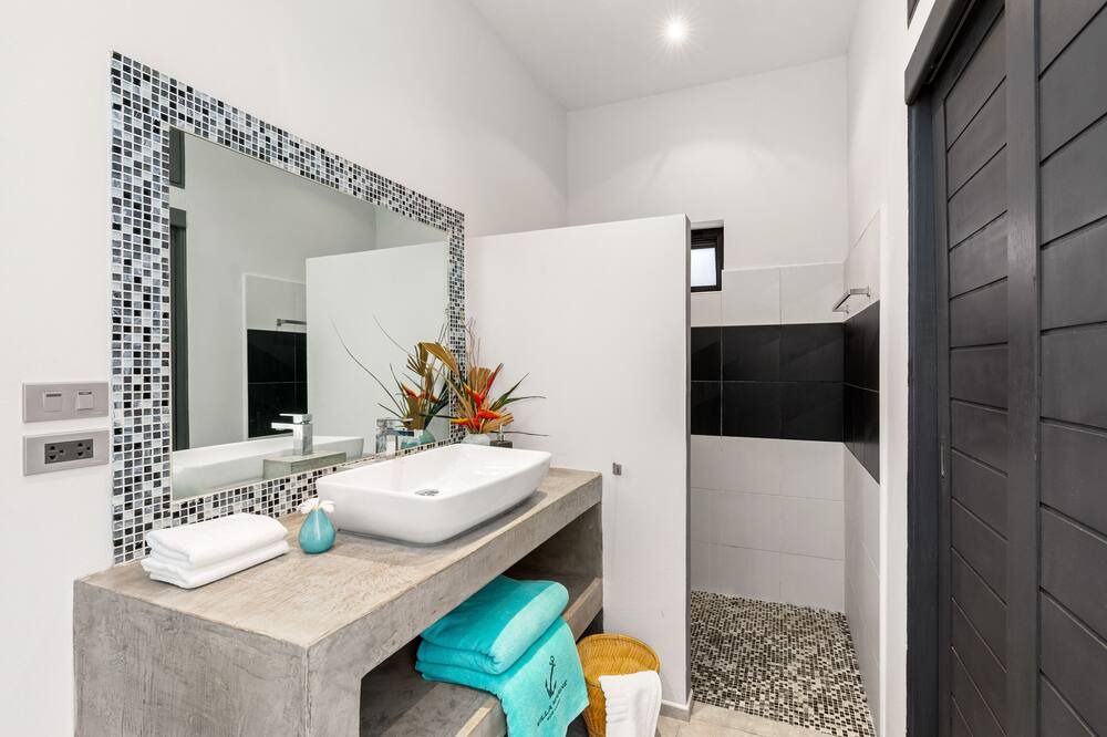 Photo of Bathroom in Moo 5