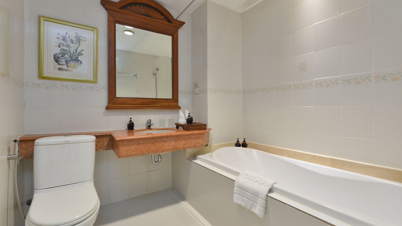 Photo of Bathroom in Ratchathewi