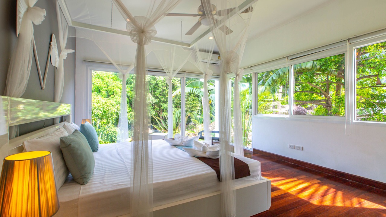 Photo of Bedroom in Chaloklum