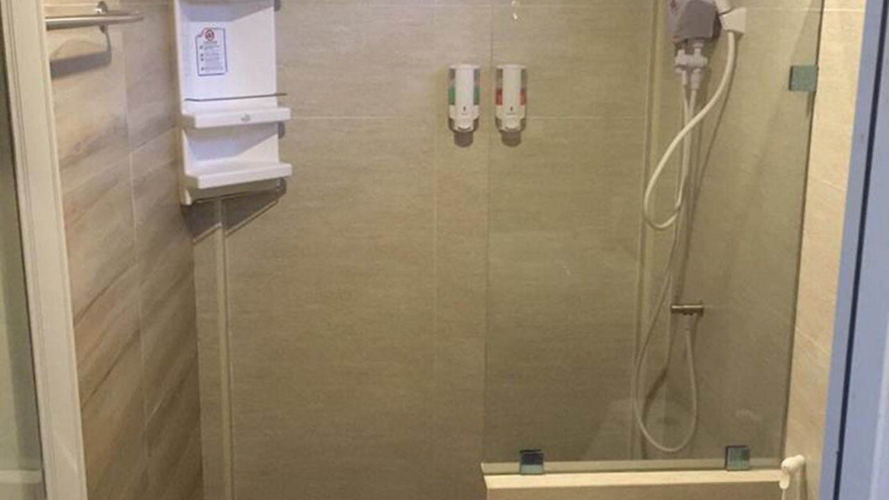 Photo of Bathroom in Tha Bo