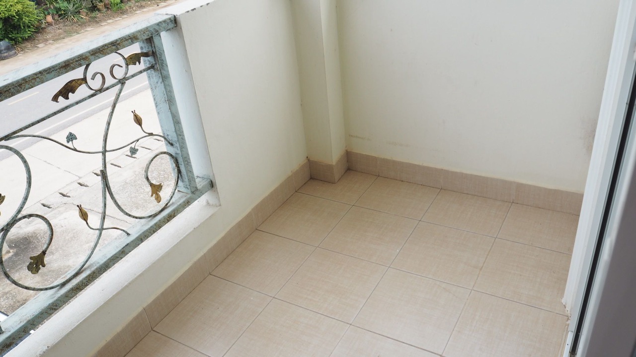Photo of Patio Balcony in Tha Pho
