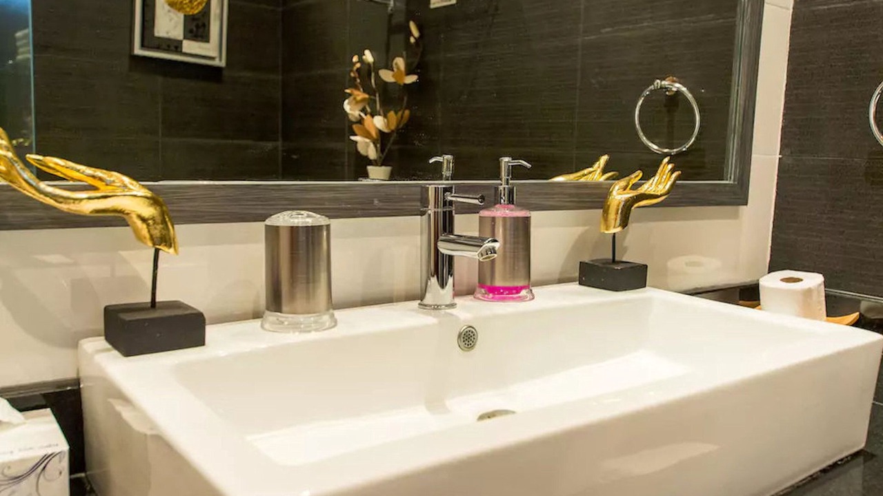 Photo of Bathroom in Ban Saiyuan