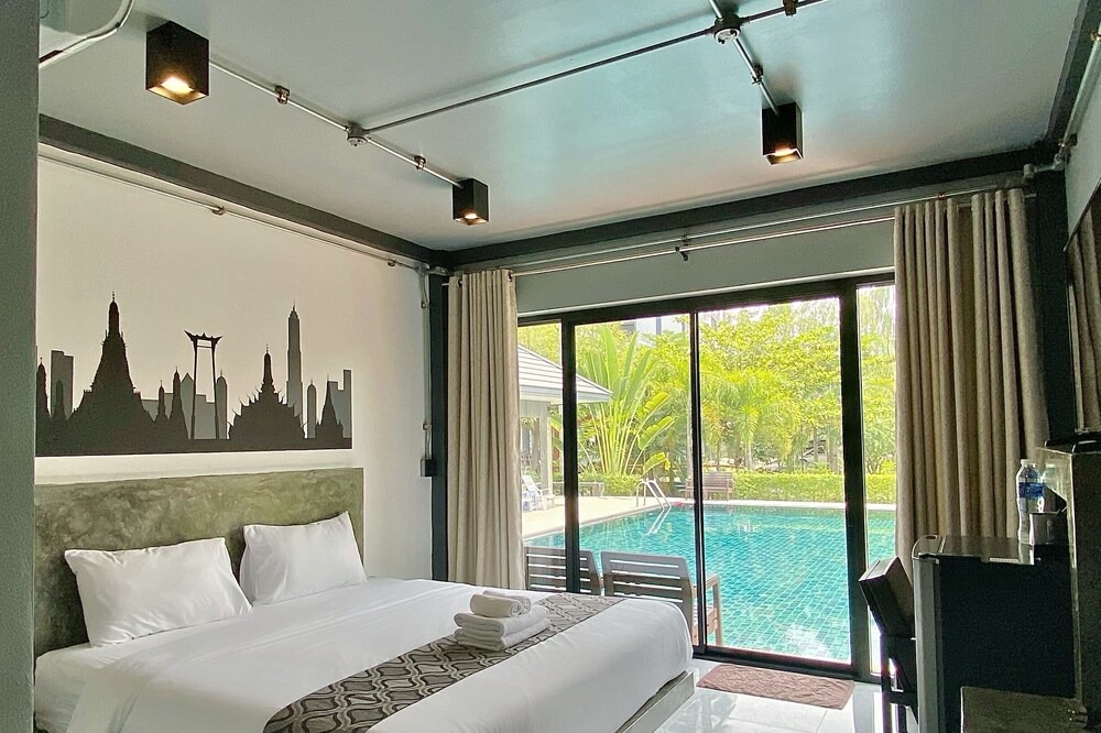 Photo of Bedroom in Thani