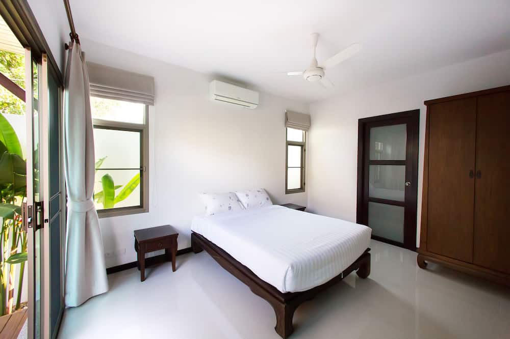 Photo of Bedroom in Nai Harn