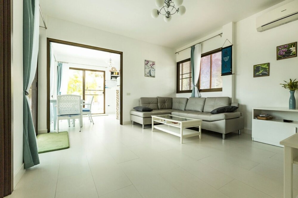 Photo of Livingroom in Ko Pha-ngan