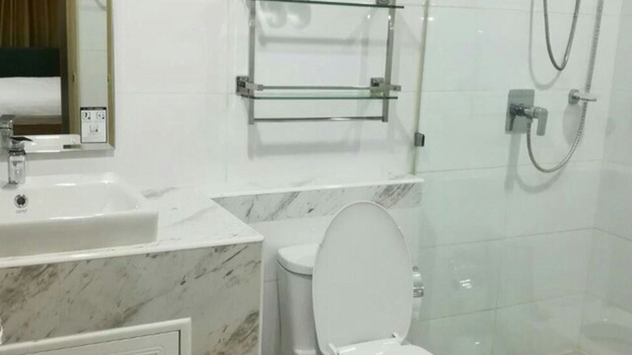 Photo of Bathroom in Embassy District