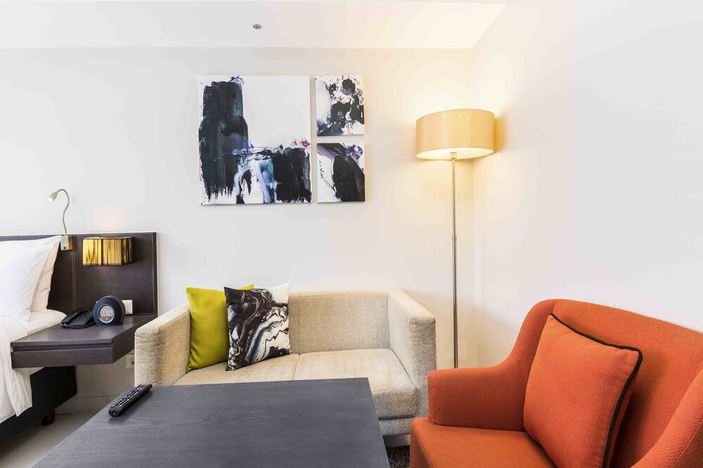 Photo of Livingroom in Bangkok Central Business District