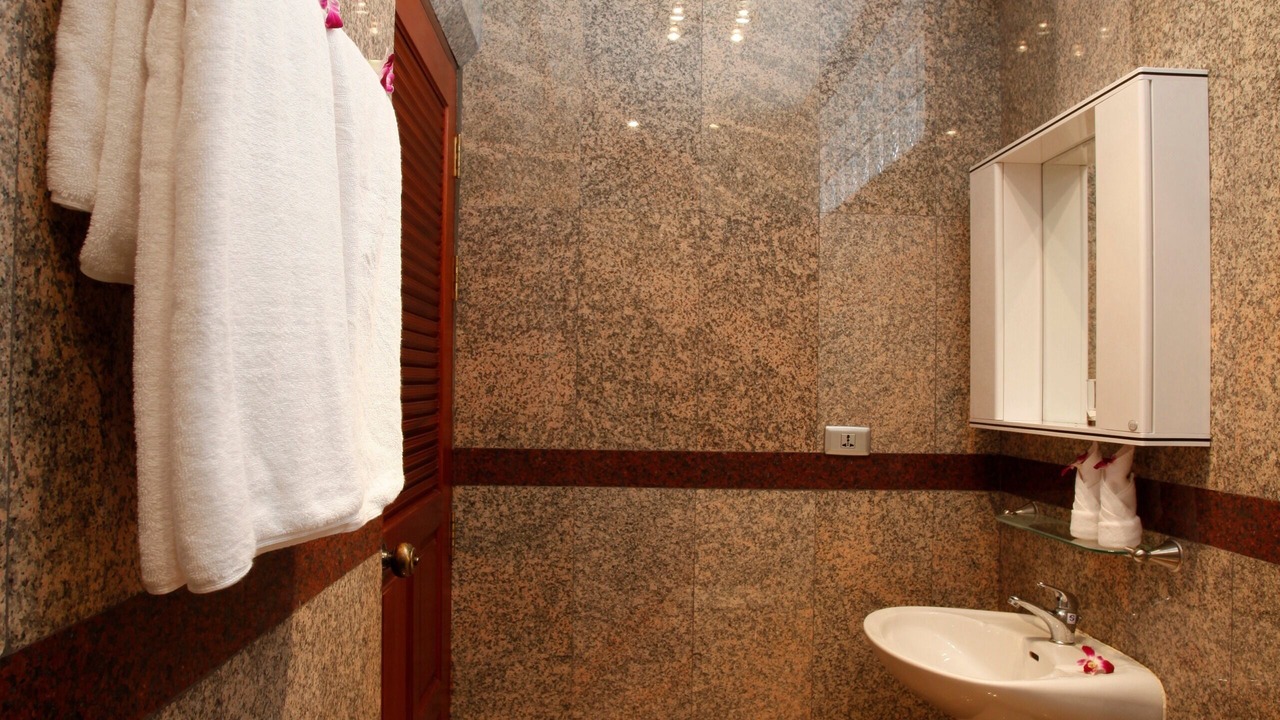 Photo of Bathroom in Kata