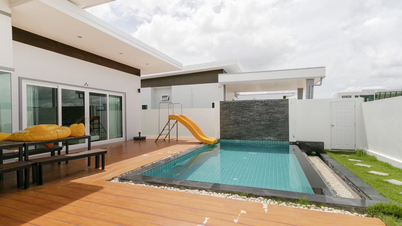 Photo of Outdoor in Hin Lek Fai