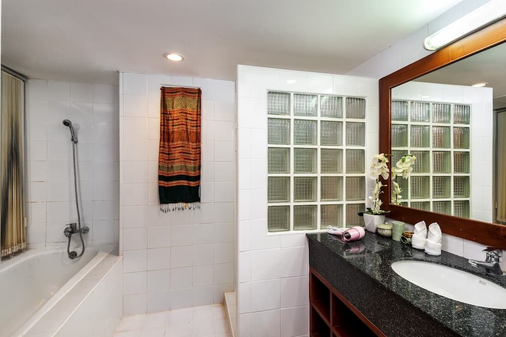 Photo of Bathroom in Nai Harn