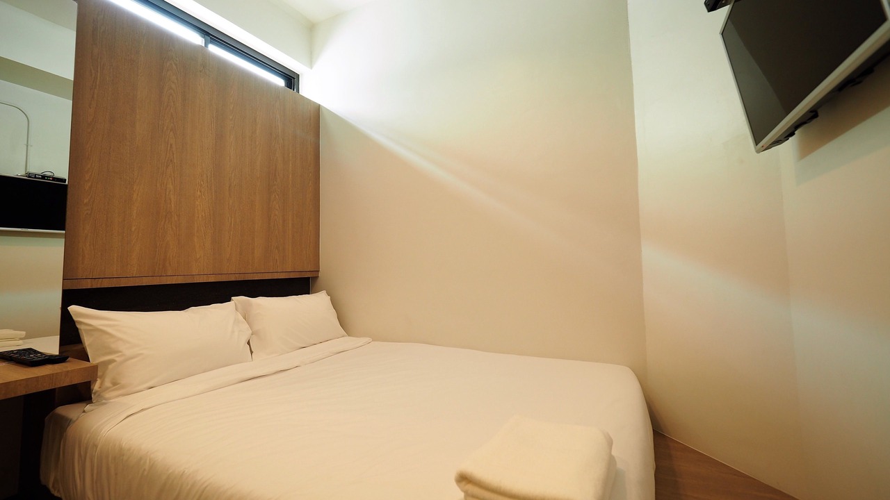 Photo of Bedroom in Samsen Nai