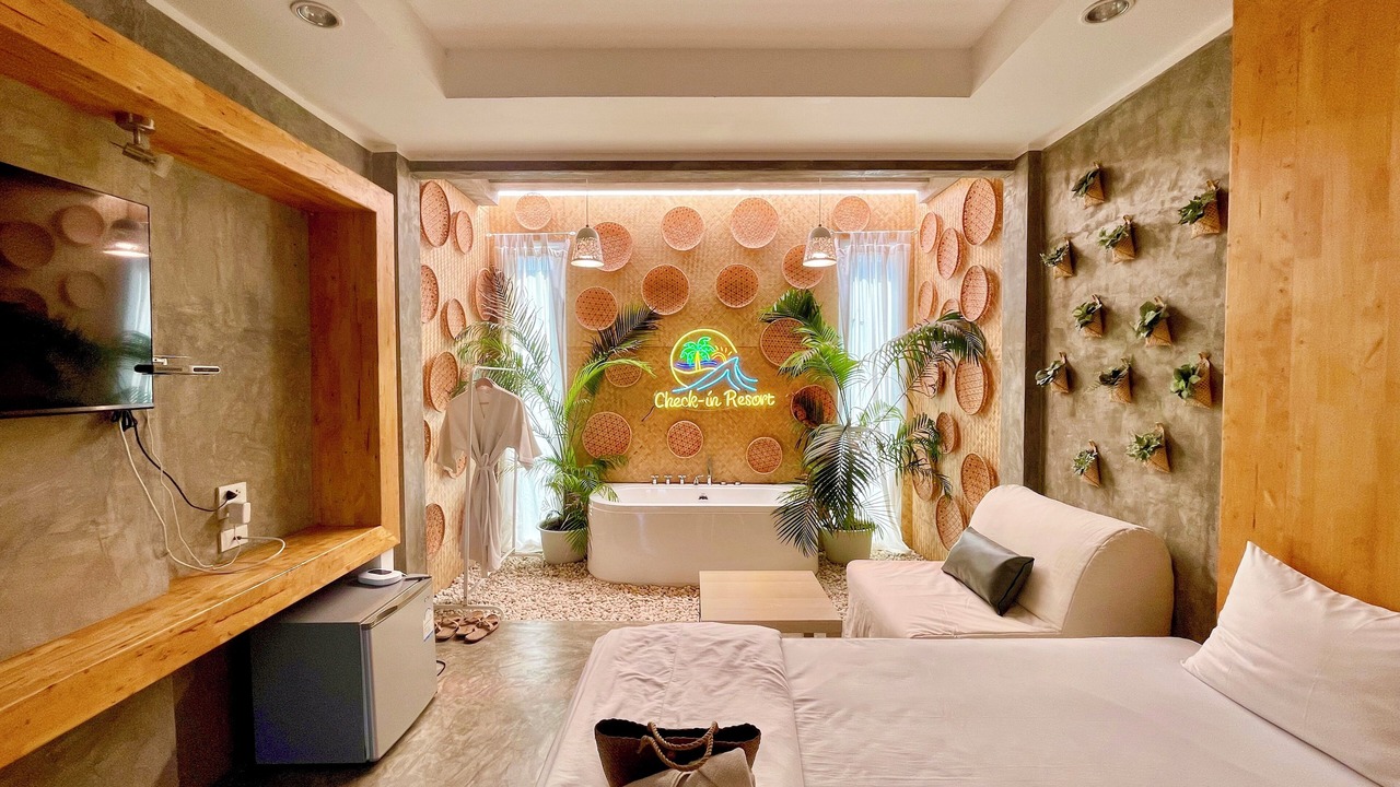 Photo of Bedroom in Koh Lan