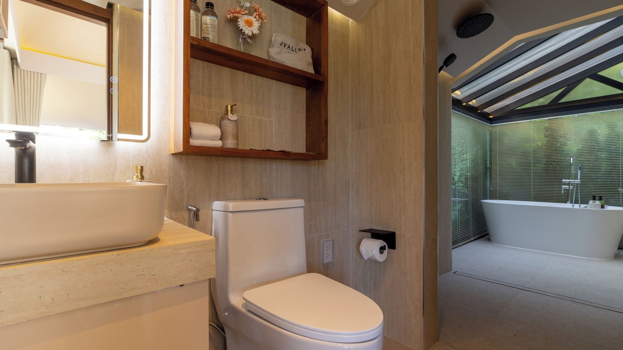 Photo of Bathroom in Pong Yaeng