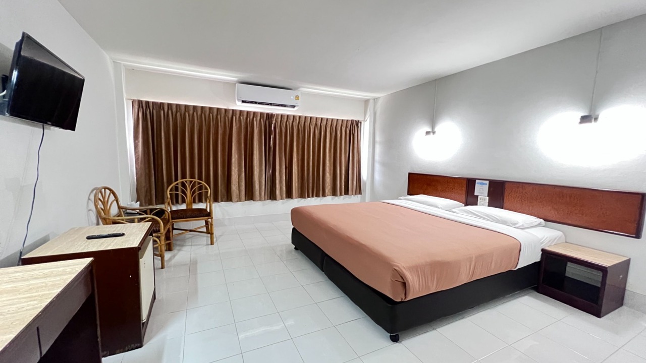 Photo of Bedroom in Talat Nuea