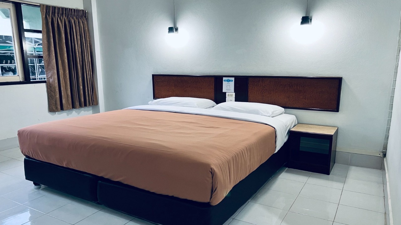 Photo of Bedroom in Talat Nuea