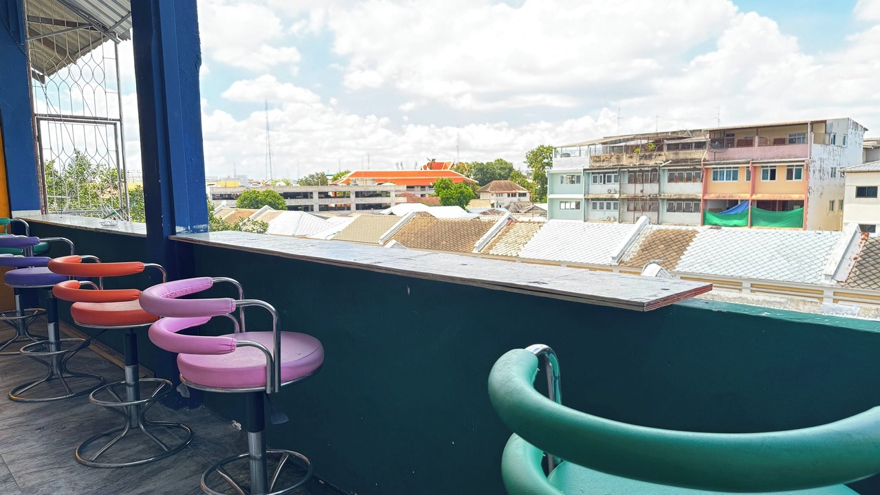 Photo of Patio Balcony in Talat Yot