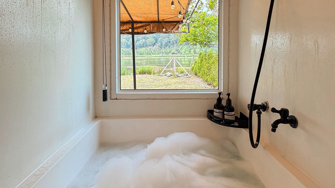 Photo of Bathroom in Thung Khwai Kin