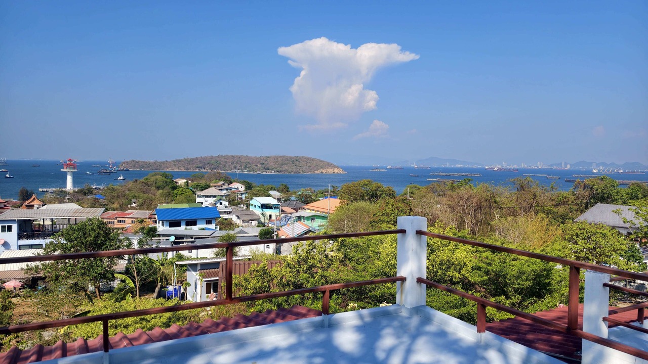 Photo of Patio Balcony in Ko Sichang