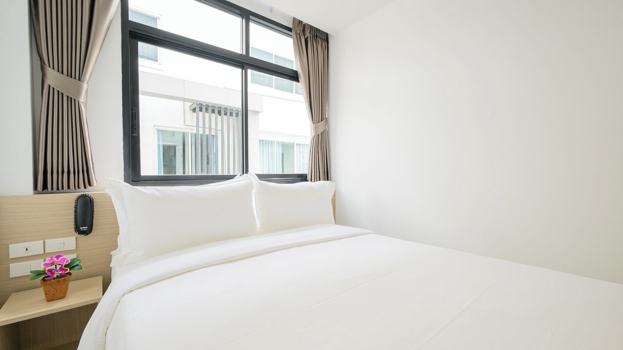 Photo of Bedroom in Thanon Phaya Thai