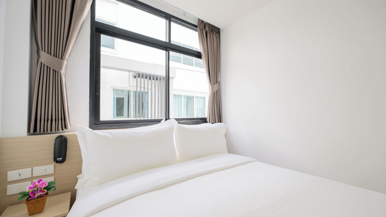 Photo of Bedroom in Thanon Phaya Thai