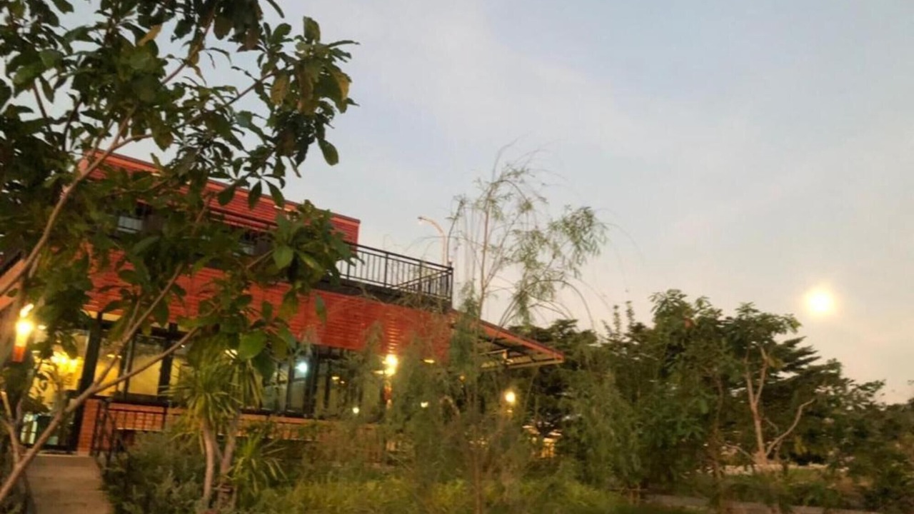 Photo of Outdoor in Khanong Phra