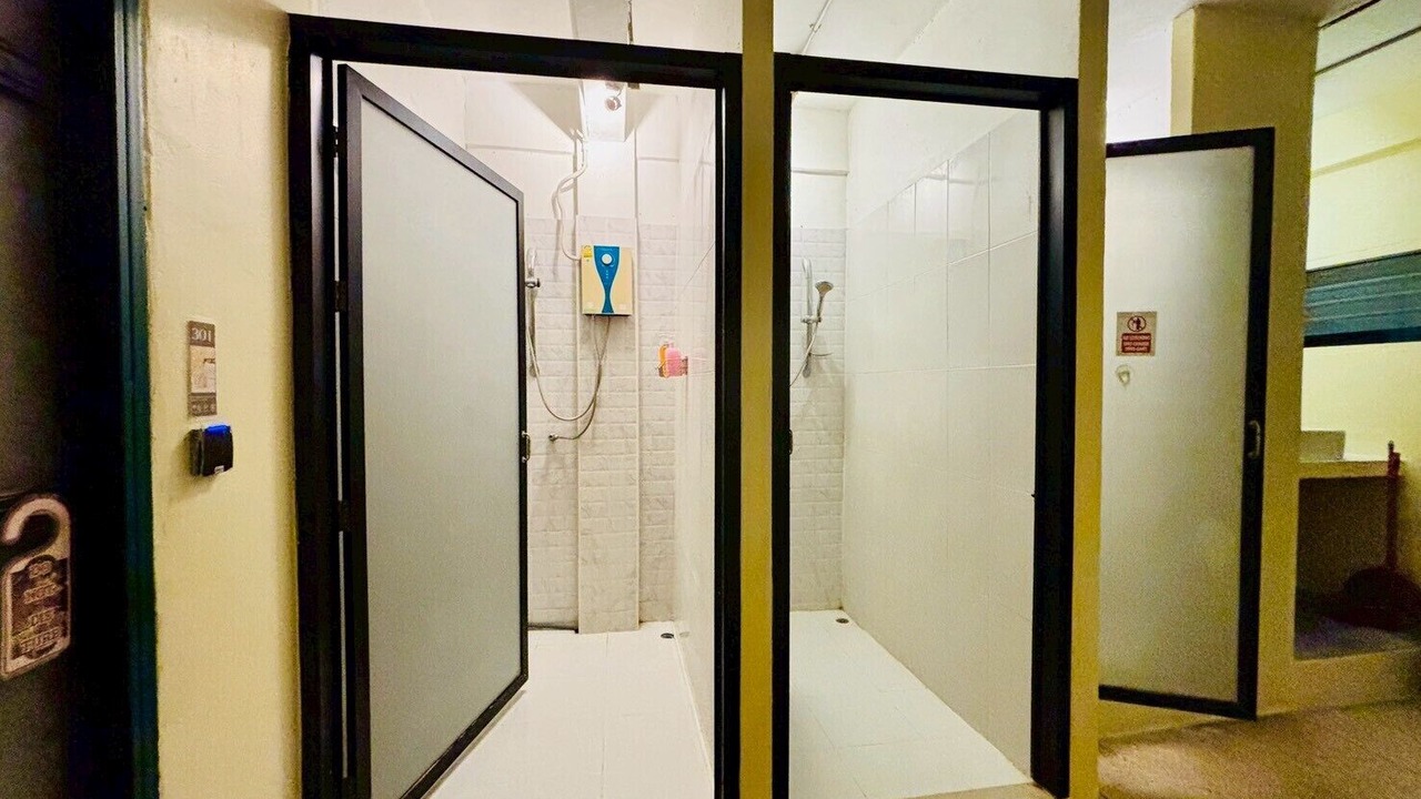 Photo of Bathroom in Yan Nawa
