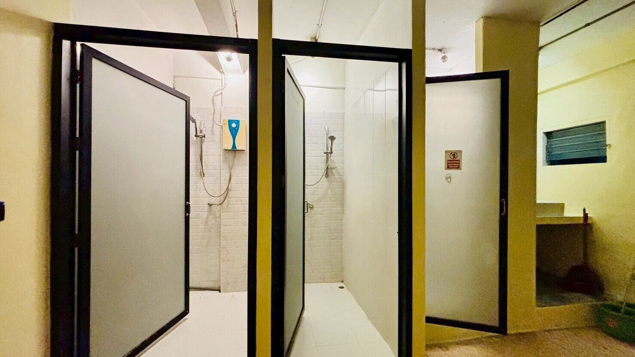 Photo of Bathroom in Yan Nawa