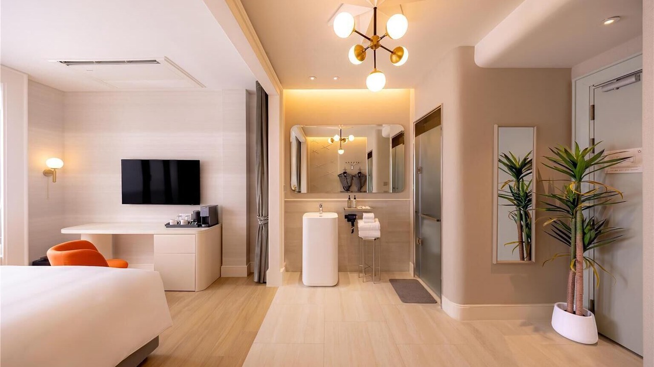 Photo of Bedroom in Silom