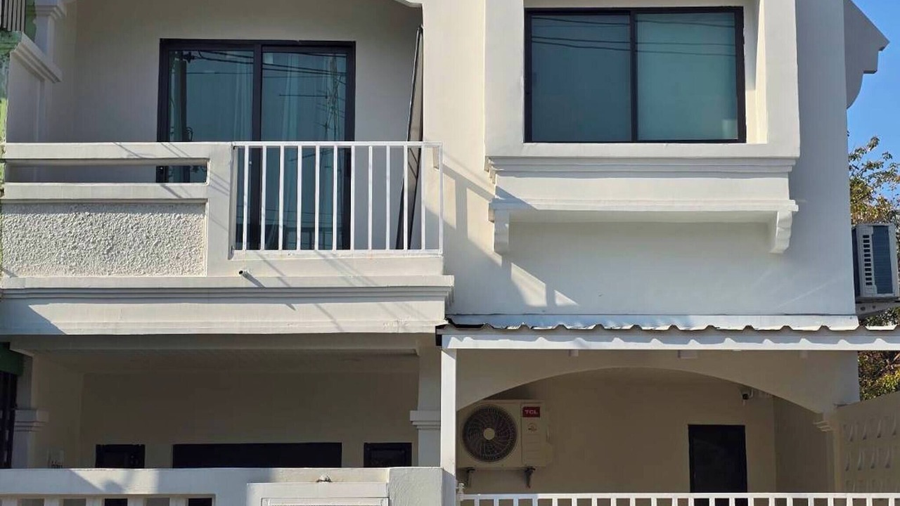 Photo of Patio Balcony in Nuanchan