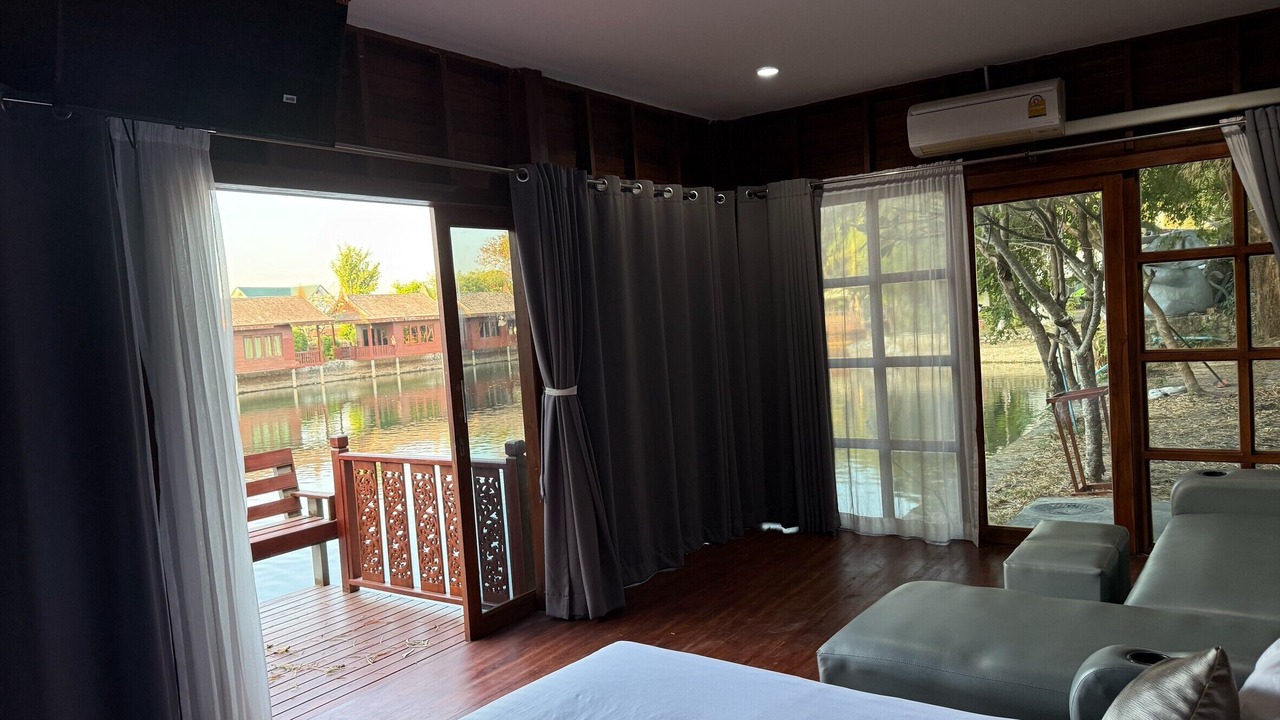 Photo of Outdoor in Pong