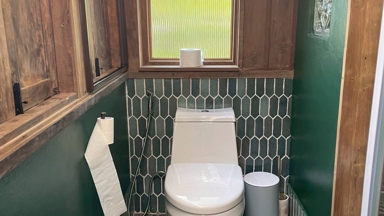 Photo of Bathroom in Mae Rim