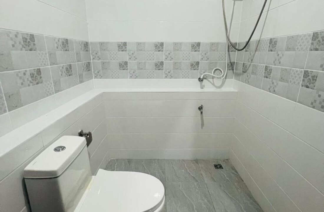 Photo of Bathroom in Mae Sot