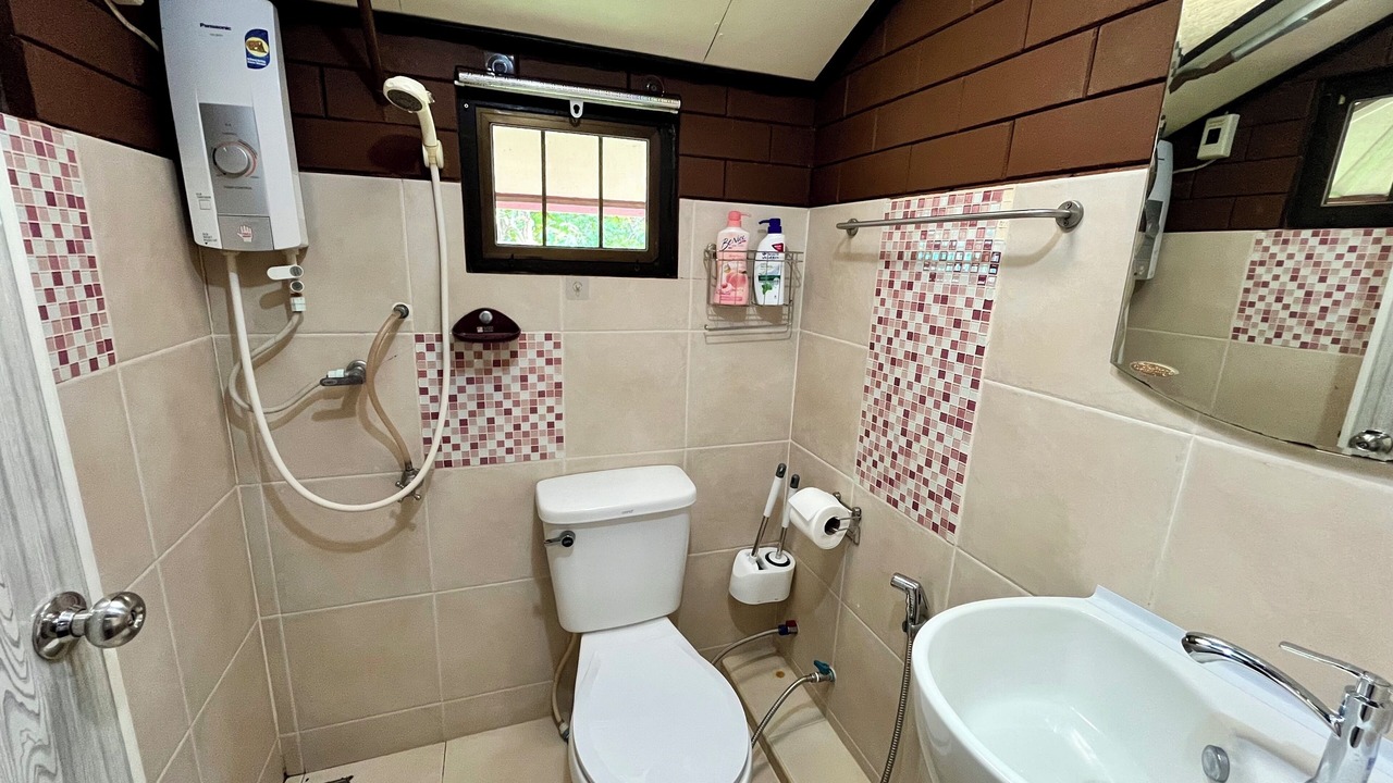 Photo of Bathroom in Kram