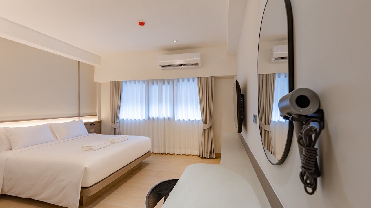 Photo of Bedroom in Thanon Phaya Thai