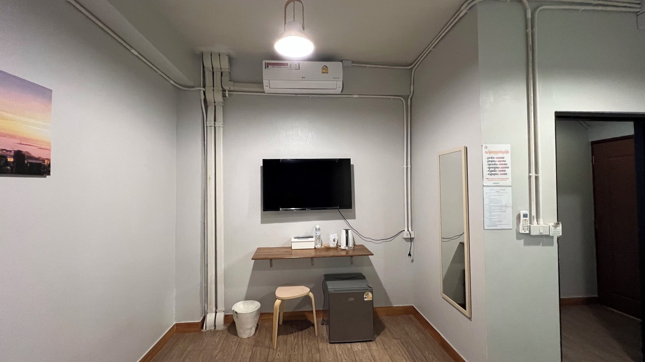 Photo of Bedroom in Thanon Phaya Thai