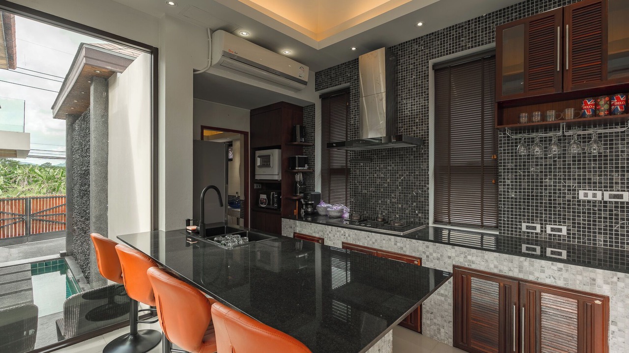 Photo of Patio Balcony in Nai Harn