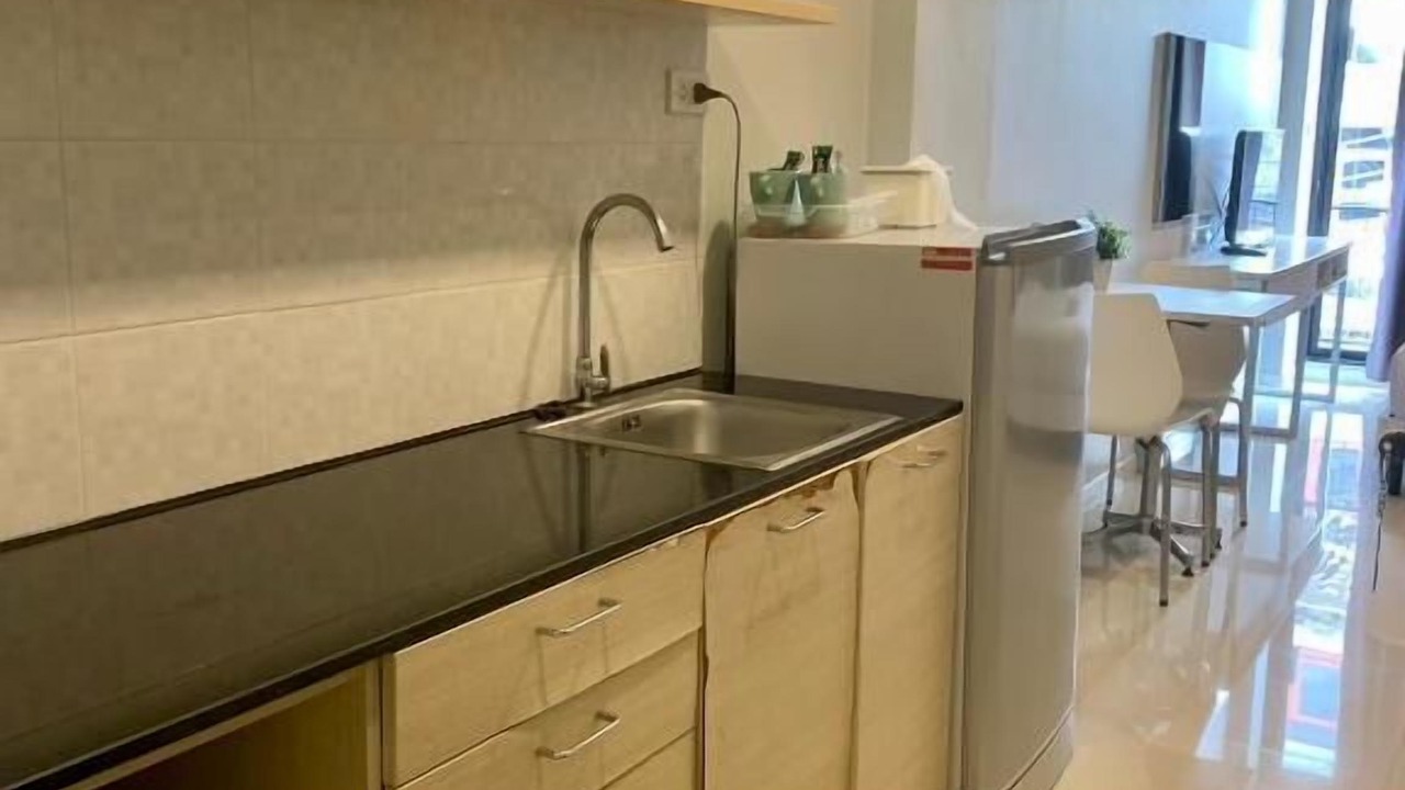 Photo of Kitchen in Thanon Phetchaburi